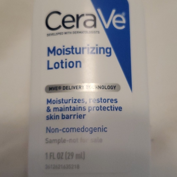 🆕️*3/$20* CeraVe Moisturizing Lotion - Picture 3 of 3